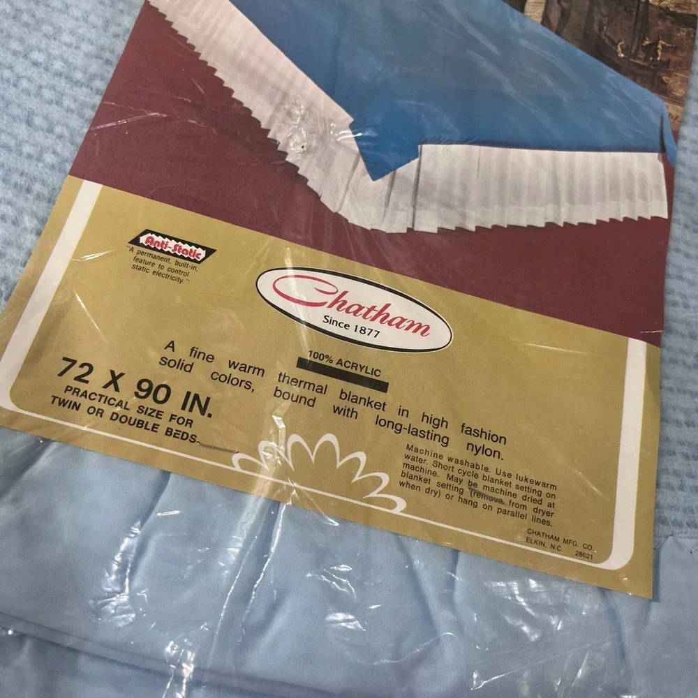 Vtg Chatham Therma-Loom Blue Thermal Blanket 72x90 Acrylic Nylon Trim Twin Full